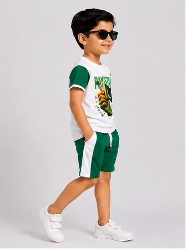 Boy Azadi suit-handed flag